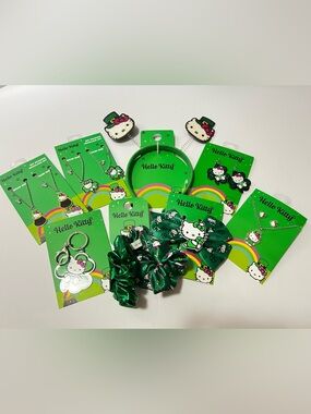 Hello Kitty St. Patrick’s Jewelry & Accessories Set of 8